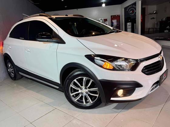 CHEVROLET ONIX 1.4 MPFI ACTIV 8V FLEX 4P AUTOMÁTICO CHEVROLET ONIX 1.4 MPFI ACTIV 8V FLEX 4P AUTOMÁTICO